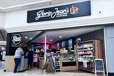 Gloria Jeans shop front