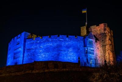Tamworth Castle lights up for Ukraine